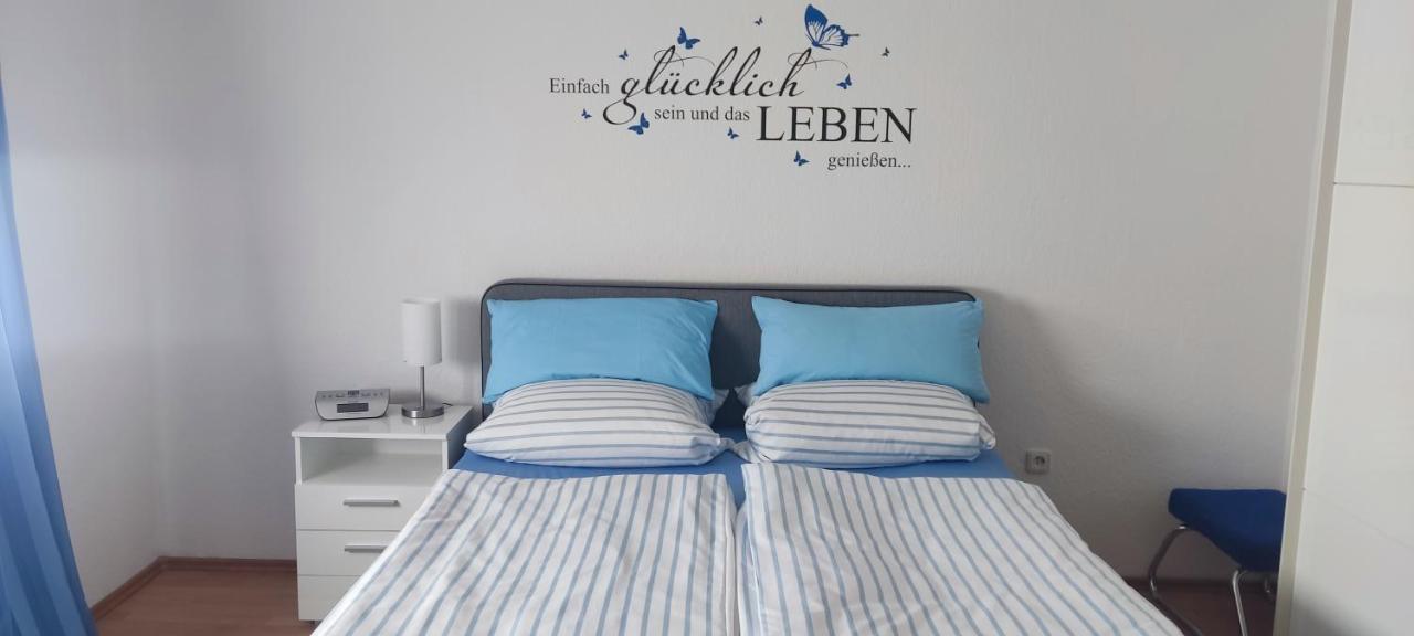Schoene 3 Zi. Ferienwohnung Vor Den Toren Frankfurt Dreieich Exterior photo